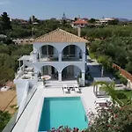 Villa Variza *